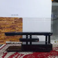میز تلویزیون شیشه ای
