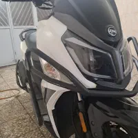 j200 فوق العاده سالم
