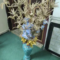 گل و گلدان