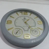 ساعت دیواری مفت