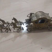 برنز|مجسمه، تندیس، ماکت|قلعه نو, |دیوار