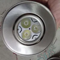 لامپ هالوژن و چراغ قوه