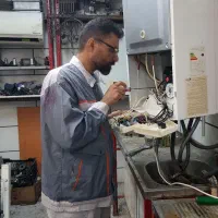 تعمیر کار و سرویسکار پکیج و شوفاژ و آبگرمکن