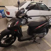 گلسی SYM SR 200 مدل 1402 فقط7000 واقعی بدون خط
