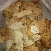 نان خشک تمیز