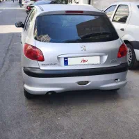 پژو ۲۰۶ مدل ۸۲