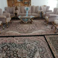 مبل 9 نفره به همراه جلو مبلی و دوتا عسلی