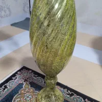 گل و گلدان طلائی