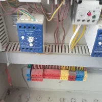 تابلو برق صنعتی  در حد نو