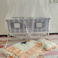 تخت و گهواره کودک