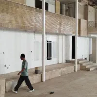 متراژ ۸۵۰سالن۵۵۰متربا۲اداری امکانات آب و برق گاز