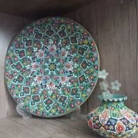 بشقاب میناکاری همراه گلدان کوچک