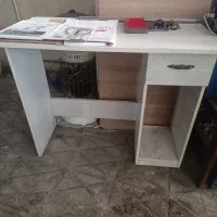 میز کامپیوتر و صندلی