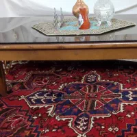 میز چوبی کاملا سالم