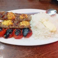 آشپز سالنکار ظرفشور