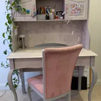 تخت و میزتحریر و میز آرایش