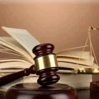 وکیل پایه یک دادگستری