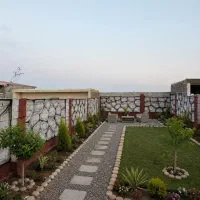 باغچه نقلی و دنج تو همه متراژ باغ زمین چهاردیواری