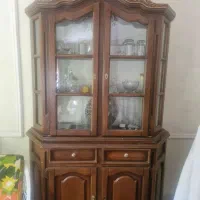 بوفه چوبی محکم و سالم جا دار در 2 بخش مجزا
