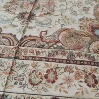 روفرشی کرم و سرمه‌ای