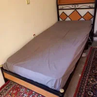 تخت فرفوژه سالم