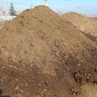 خاک باغچه. کود حیوانی .شنو ماسه. بلوکه دیواری