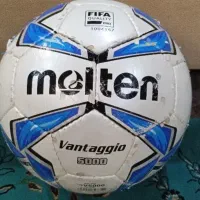 توپ فوتبال