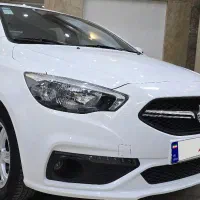 شاهین 402 سفید (استاندارد 85 گانه) اسب زین شده