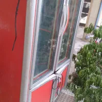 یخچال ۱عرض ۱متر و ۱۰ سانت.