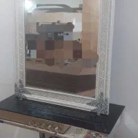 اینه و میز