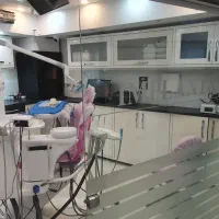 استخدام پذیرش و دستیار دندانپزشکی