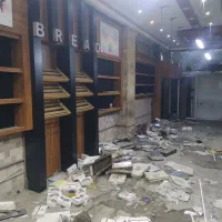 دکور و ویترین مغازه