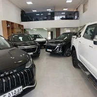کارشناس فروش خانم