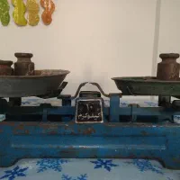 ترازوی قدیمی نوستالژیک