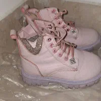 پوتین|کفش و لباس بچه|رشت, ساغری سازان|دیوار