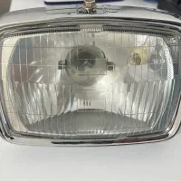 اینه و چراغ جلو موتور