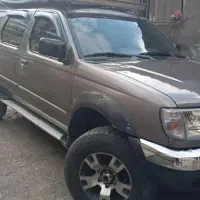 نیسان سرانزا