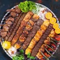 استخدام سر اشپز و کمک اشپز