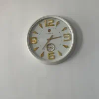 ساعت دیواری