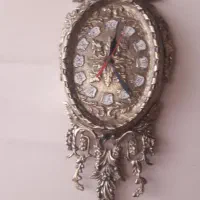 ساعت برنزی سنگین وزن ودقیق