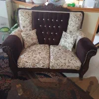 مبل چهار نفره با میزش