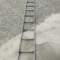 چهار پایه و نردبان