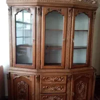 ویترین و دو عدد کمد