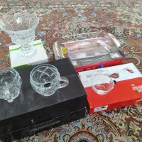 ظروف شیشه ای نو مناسب جهیزیه ومنزل