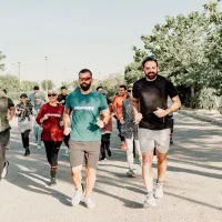یه نفر برای دوییدن صبحگاهی