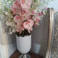 گل و گلدان