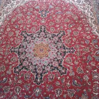 فرش ۱۲ متری قرمز