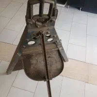 گیره لوله گیر آلمانی سنگین وقدیمی