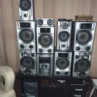 خ ر ی د ار و فروشنده