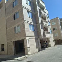 نگهبان و نظافت چی خانم یا اقا